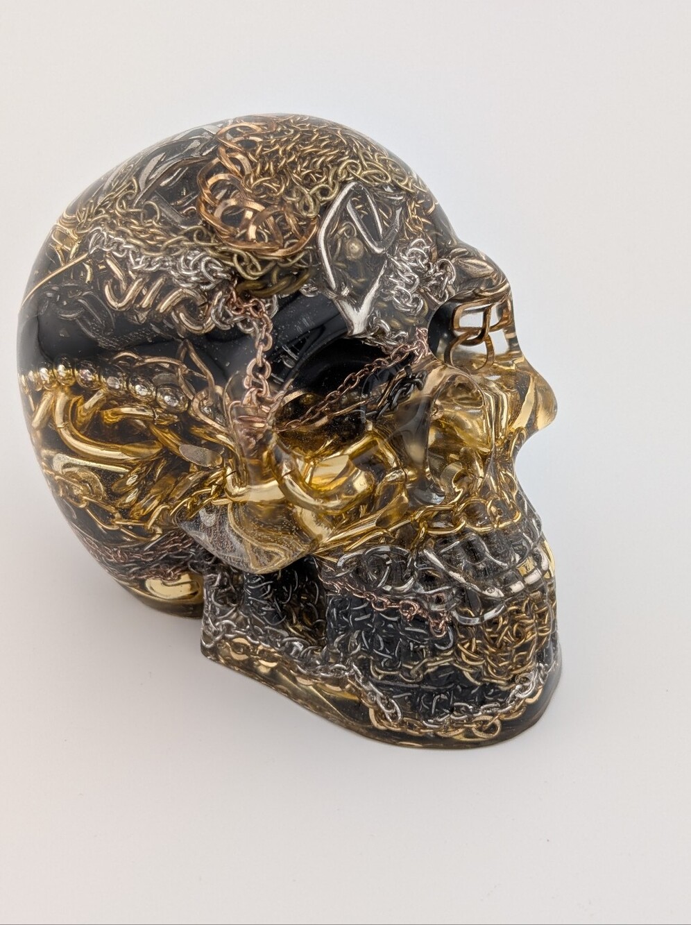 Hand Crafted Vintage Jewelry Chains Skull - Artisan Upcycled Resin Decor Gifts - Picture 5 of 12